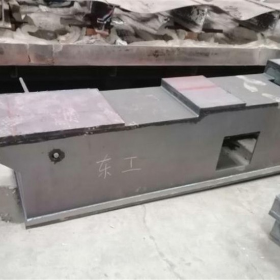 特大型打砂設(shè)備，對所有特大型金屬件表面打砂清除表面雜質(zhì)